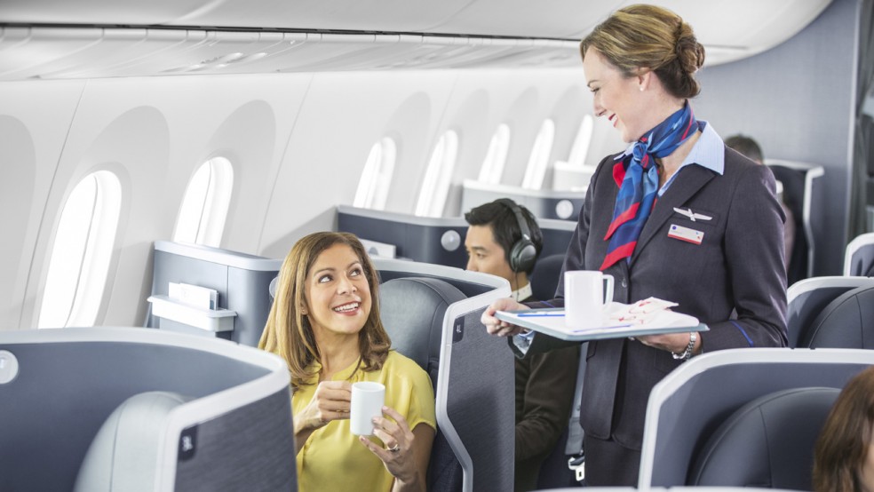 American Airlines suspende la venta de bebidas alcohólicas Aviación